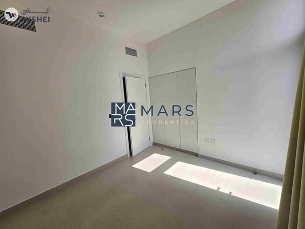 "Stunning 4-Bedroom Middle Unit Townhouse in Masaar – For rent