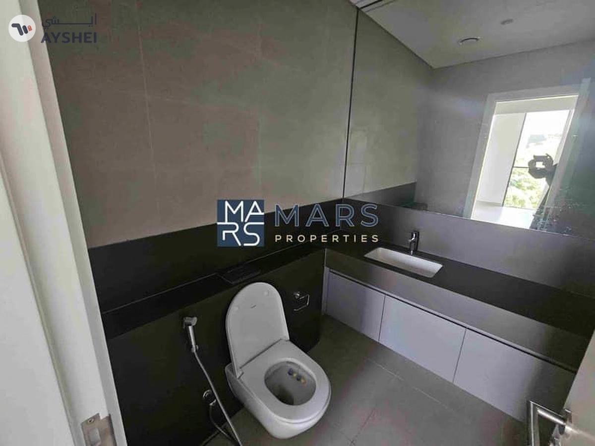 "Stunning 4-Bedroom Middle Unit Townhouse in Masaar – For rent-22-22