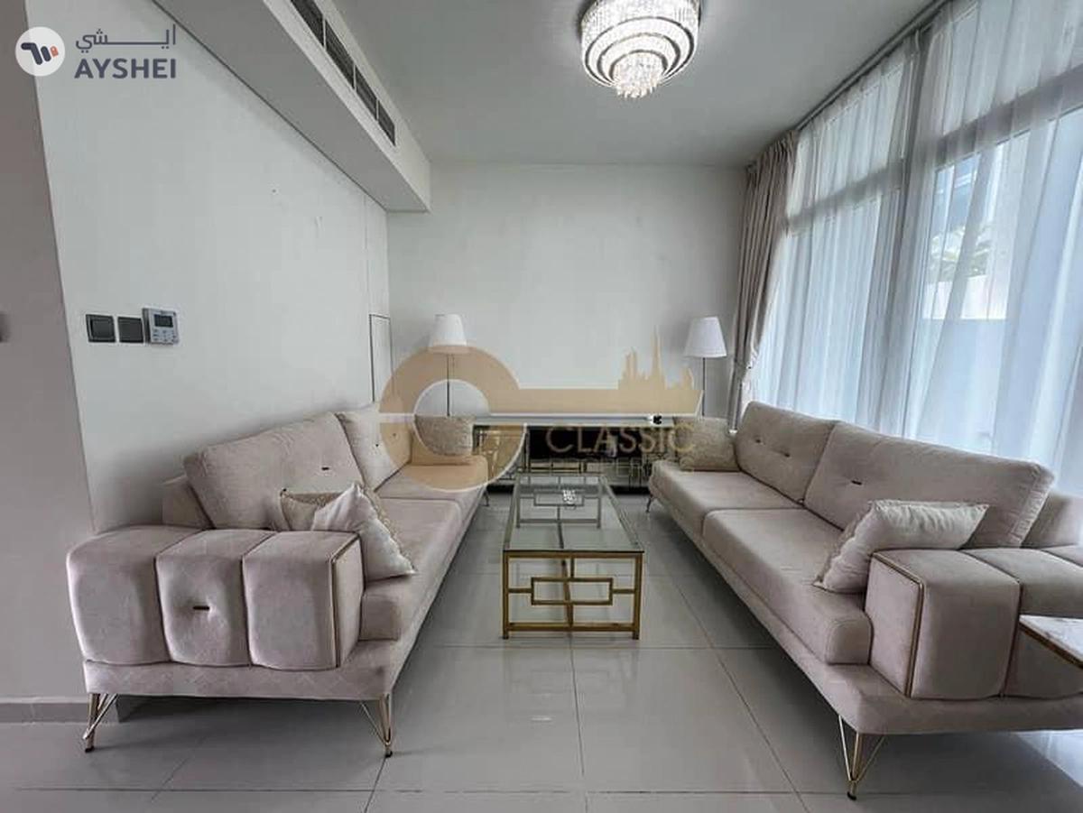 Vacant | 3 Bed Townhouse | Mid Unit | Furnished-1-1