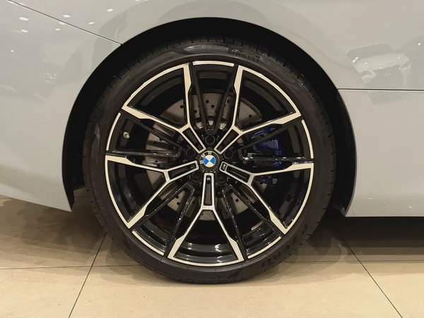 BMW • M2 • M2 Competition