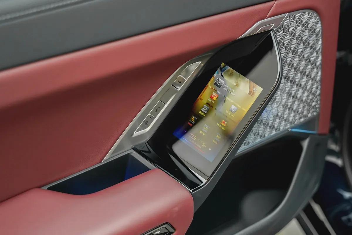 2024 BMW 740i EXECUTIVE WITH 5 YEARS WARRANTY AND SERVICE CONTRACT FROM AGMC-11-11