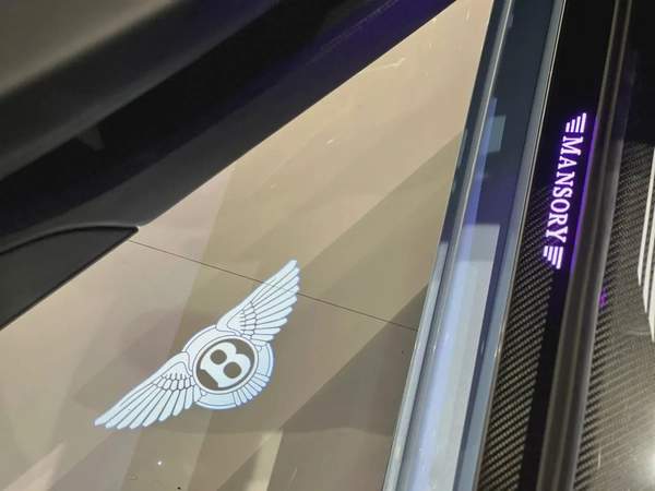 BENTLEY CONTINENTAL GT V8 *ORIGINAL MANSORY* / 2023 / BRAND NEW / FULL CARBON FIBER EXTERIOR