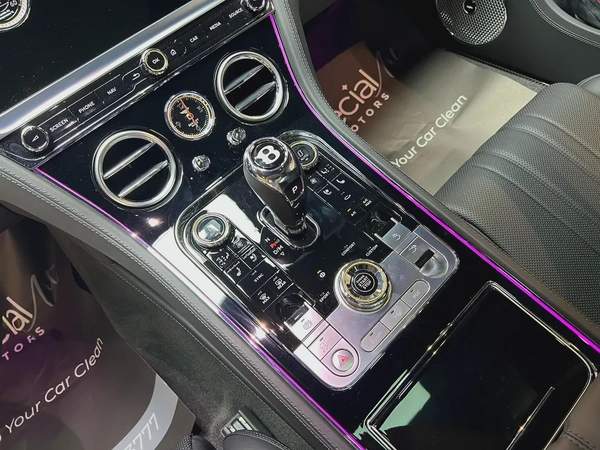 BENTLEY CONTINENTAL GT V8 *ORIGINAL MANSORY* / 2023 / BRAND NEW / FULL CARBON FIBER EXTERIOR