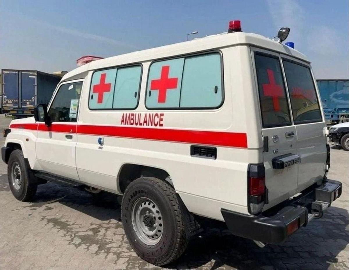 Toyota Land Cruiser 70 Toyota land cruiser hard top lc78 ambulance 4.2L diesel MY2025-5-5