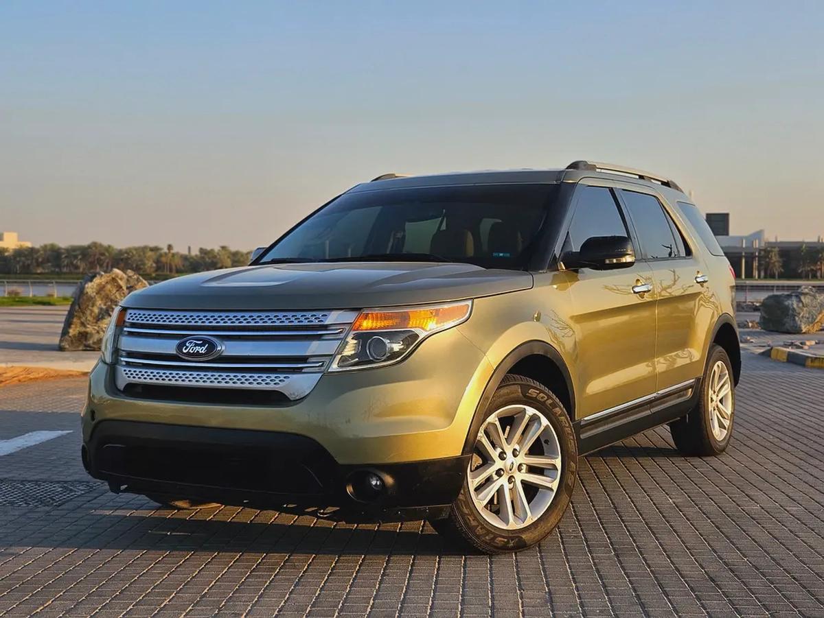 Ford Explorer 2012 GCC Immaculate Condition Family SUV Perfect 7 Seater Car With Low KM-0-0