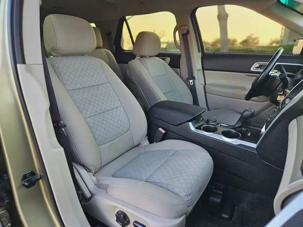 Ford Explorer 2012 GCC Immaculate Condition Family SUV Perfect 7 Seater Car With Low KM