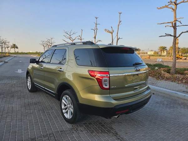 Ford Explorer 2012 GCC Immaculate Condition Family SUV Perfect 7 Seater Car With Low KM