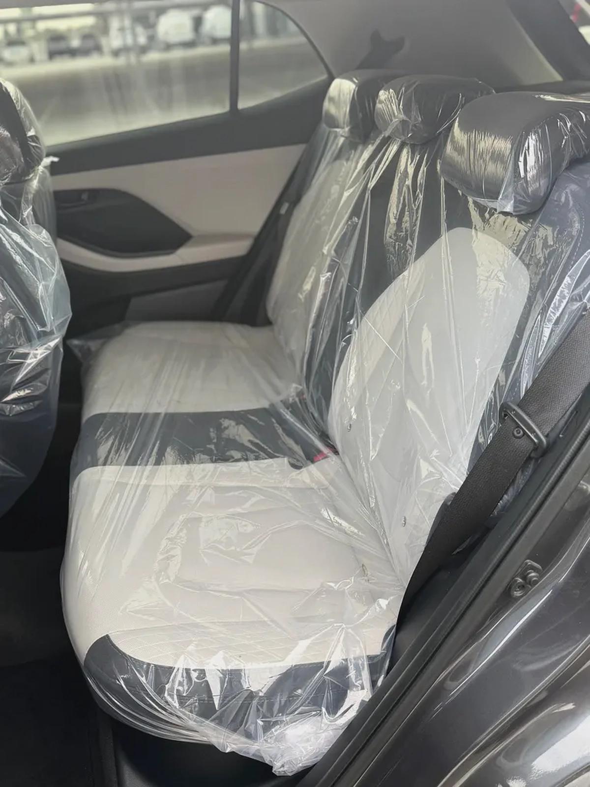 Hyundai Creta S 2021 - GCC Specs - Excellent Condition!-9-9