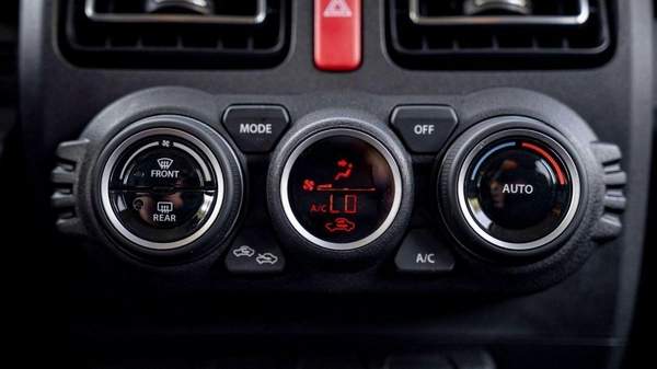 Suzuki Jimny GLX MT 1.5