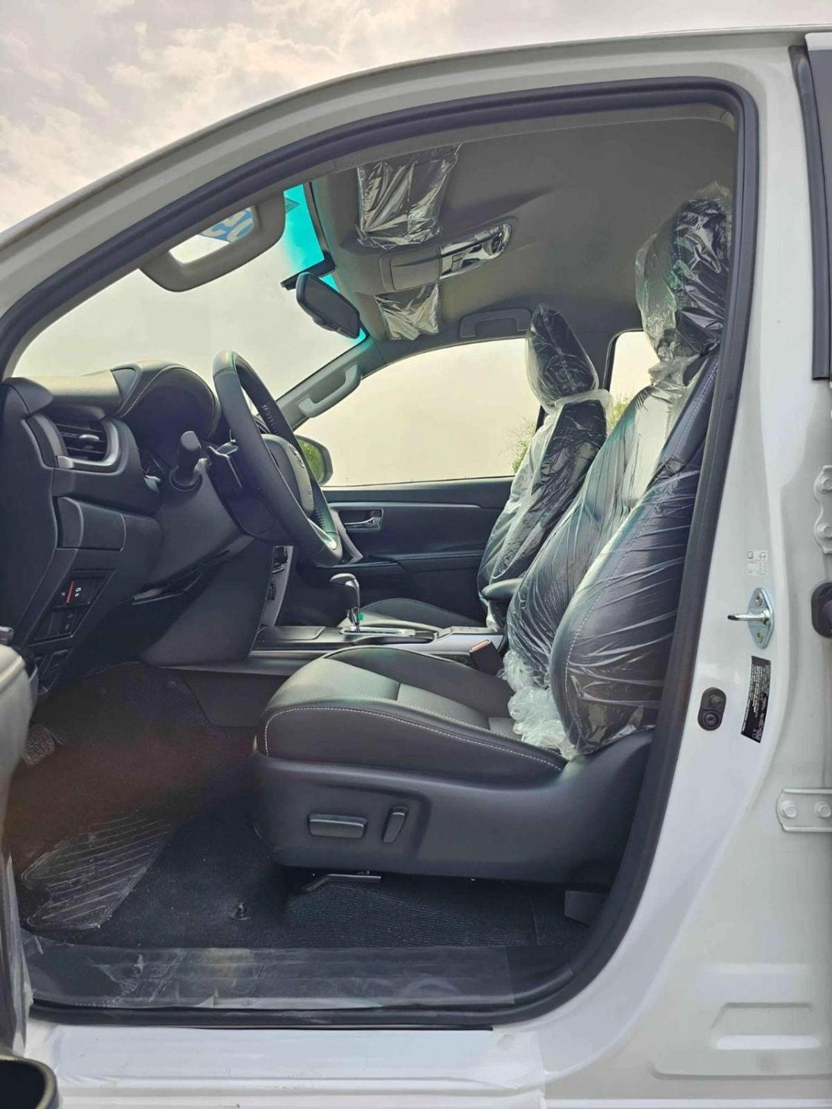 Toyota Fortuner SR5 ADVENTURE / 4.0L V6 PETROL / FRONT PWR SEATS / PUSH START / DIFF LOCK AUTO A/C (CODE # F6HA)-7-7