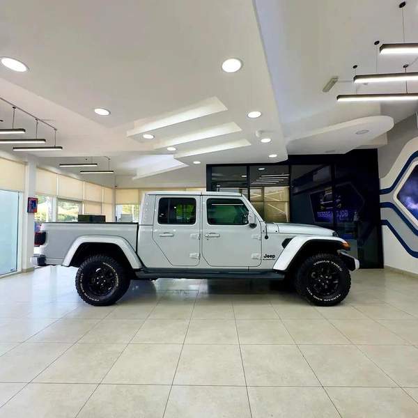 Jeep Gladiator Overland