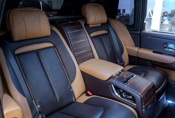 2019 Rolls Royce Cullinan, Converted To 2025, Fully Loaded, Excellent Condition, GCC Spec