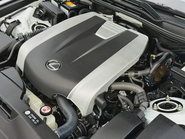 2021 Lexus IS 350 F Sport - American Specs - GCC Ready