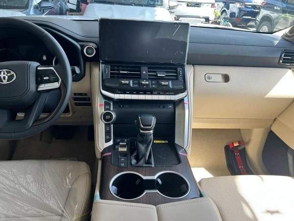 Toyota Land Cruiser DIESEL 2026