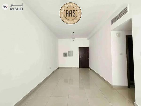 Spacious 1BR!! Prime Location with Close Kitchen!! All Facilities