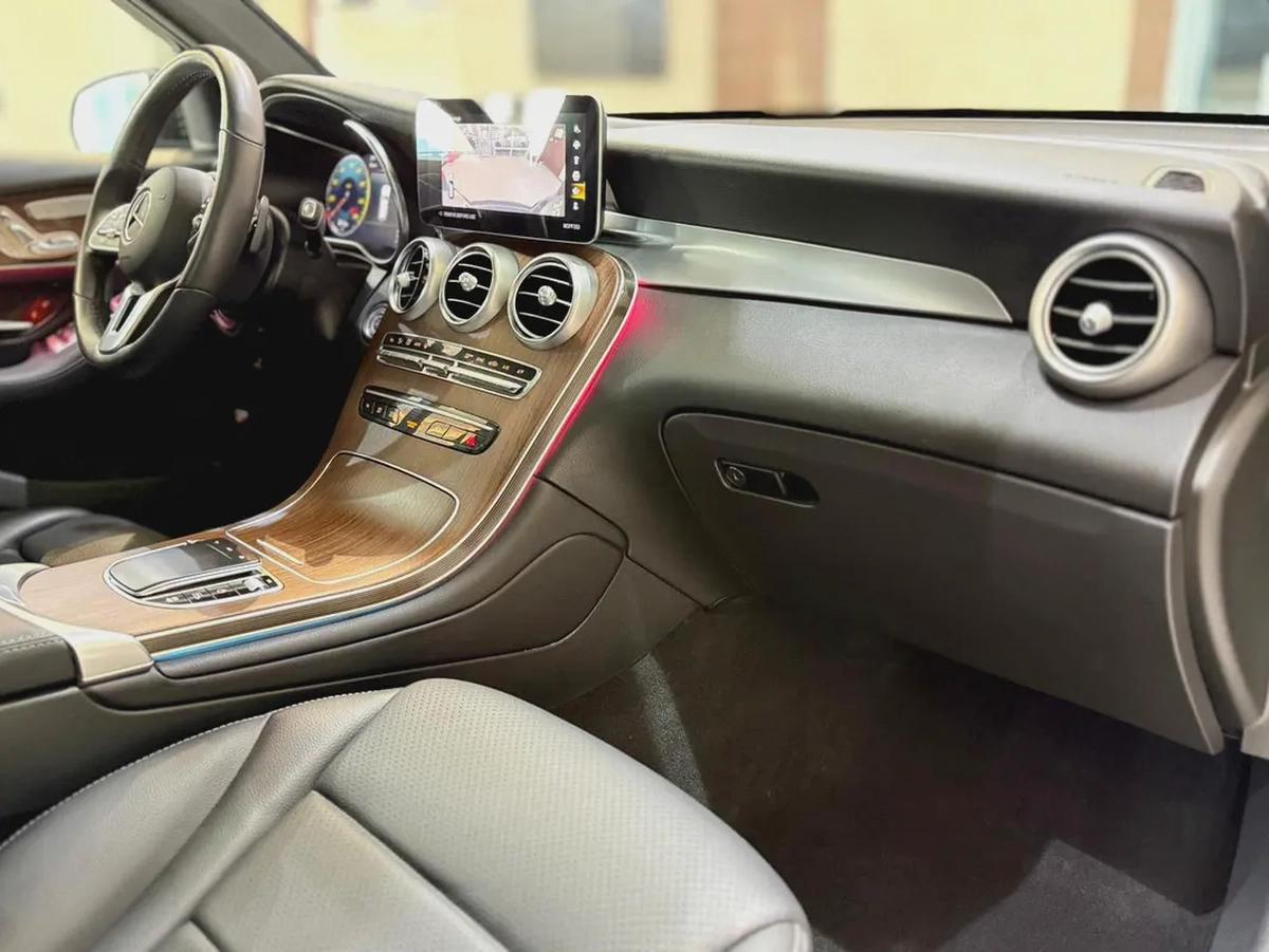 1,675 AED Monthly II Mercedes GLCC300 2022 II 0% Down Payment II Still Under Warranty to 2027-10-10
