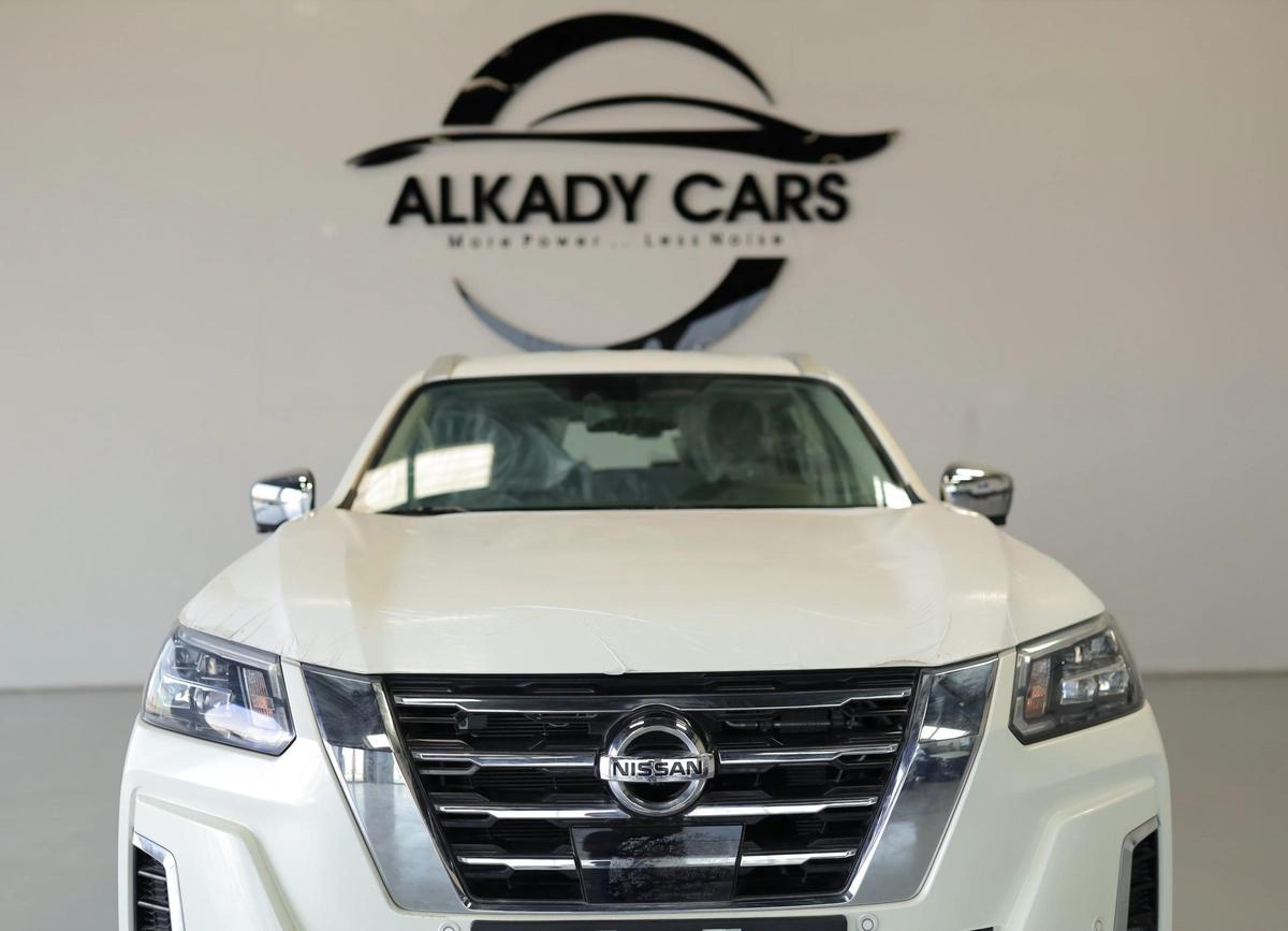 NISSAN XTERRA 2.5L 7AT 4W 7S PETROL PREMIUM-7-7