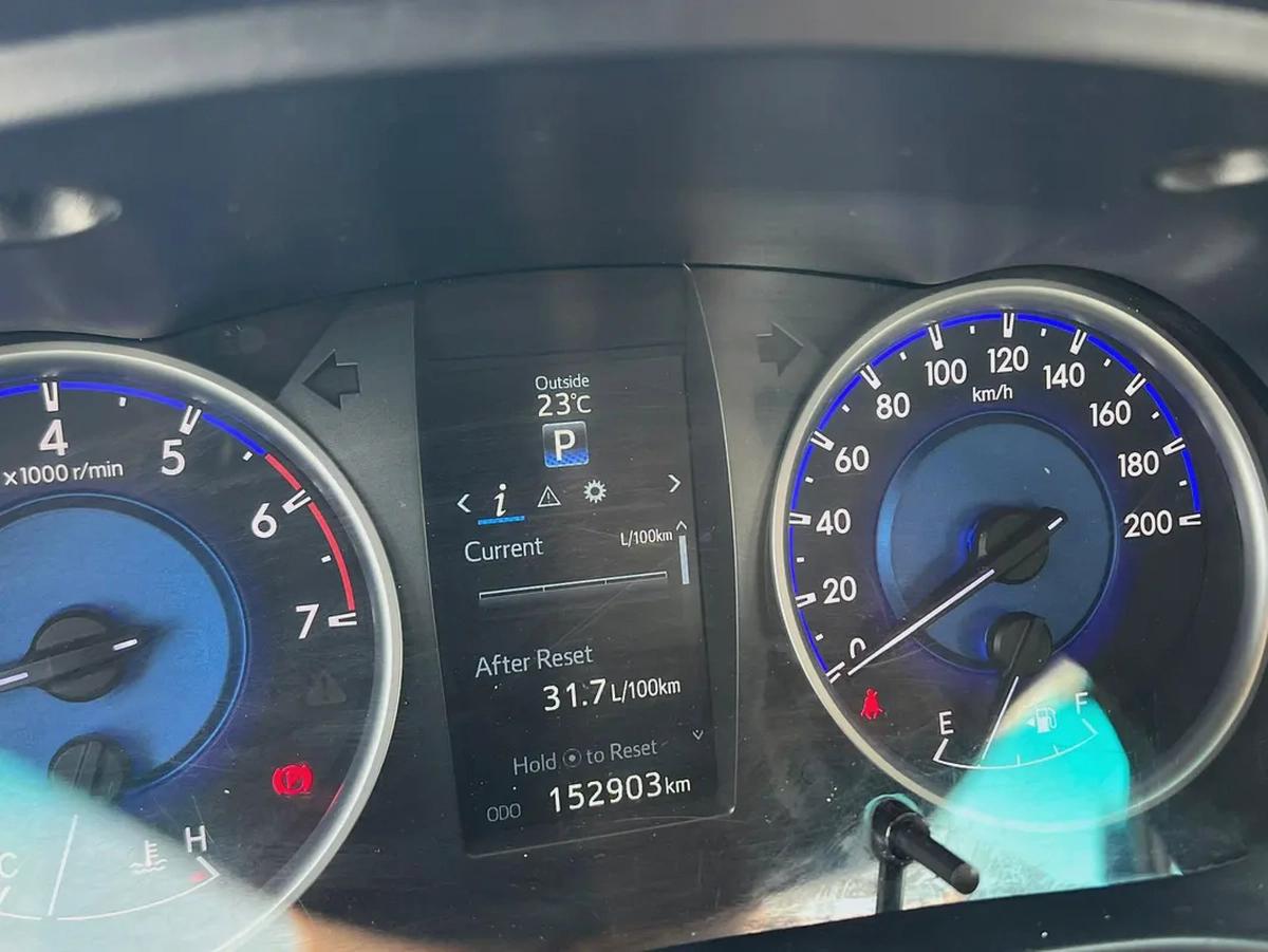 2019 | Toyota Hilux | 4X2 | Full Automatic | Ref#965-6-6