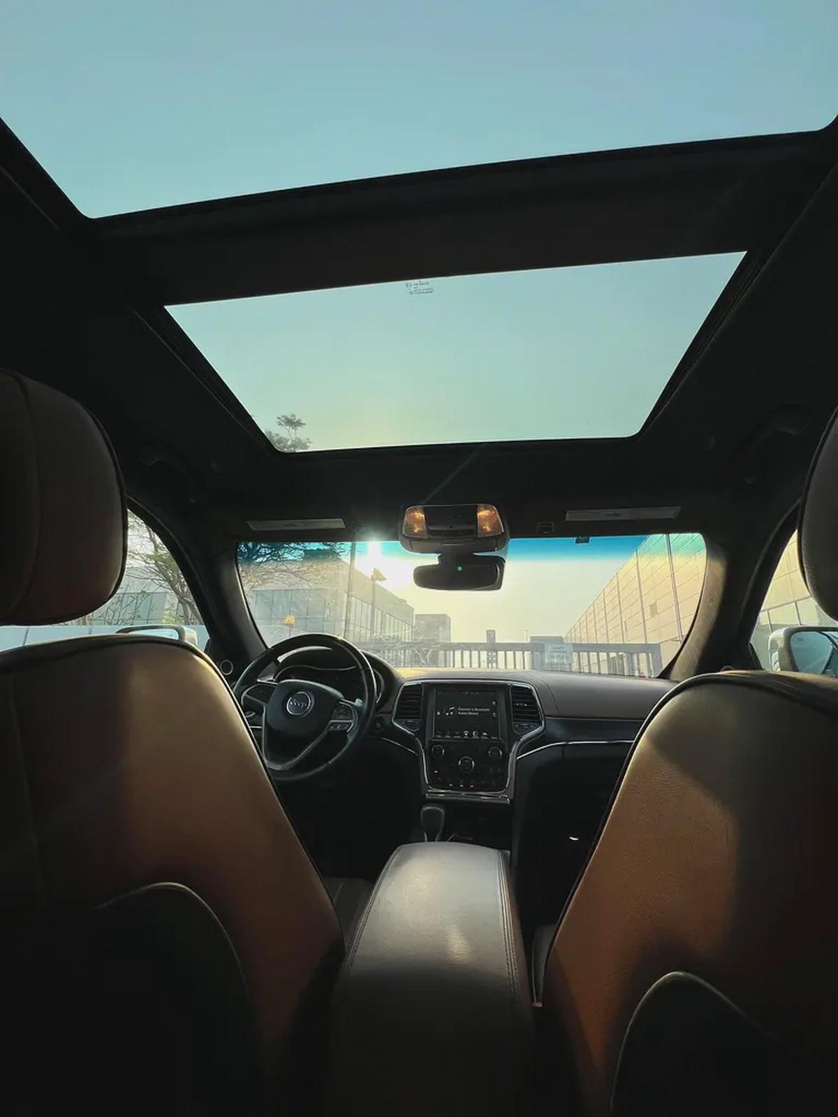 JEEP GRAND SHEROKEE-8-8