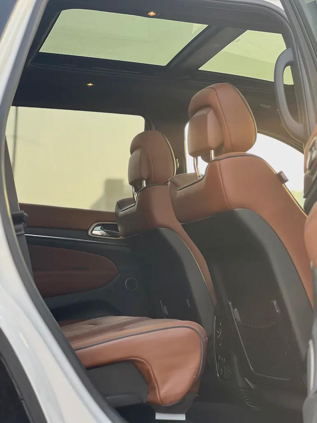 JEEP GRAND SHEROKEE-10-10