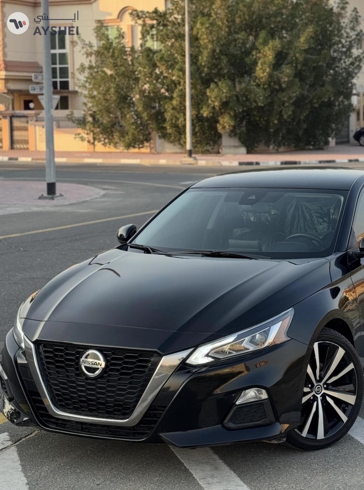 Nissan Altima SR 2022-1-1