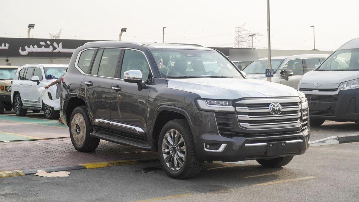 Toyota Land Cruiser VXR TWIN TURBO 3.5L V6-0-0