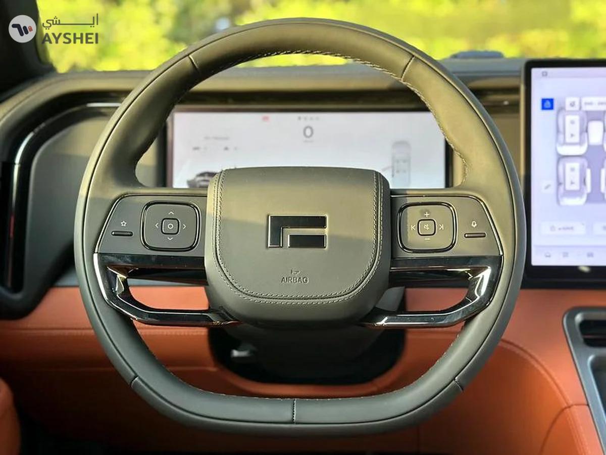 ROX 01 VIP 6 Seaters-12-12