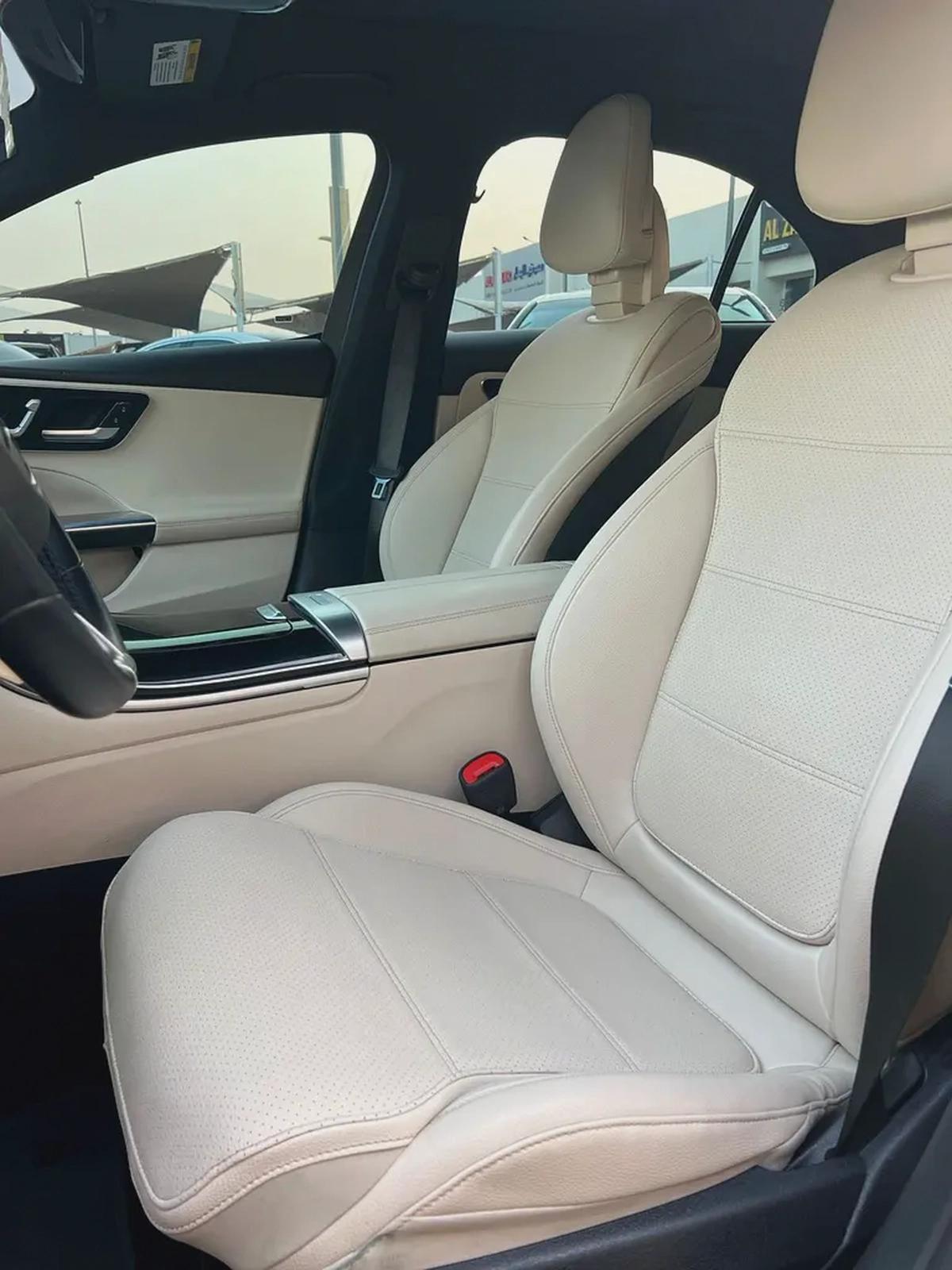 Mercedes c300 2023 مرسيدس C300 2023-8-8