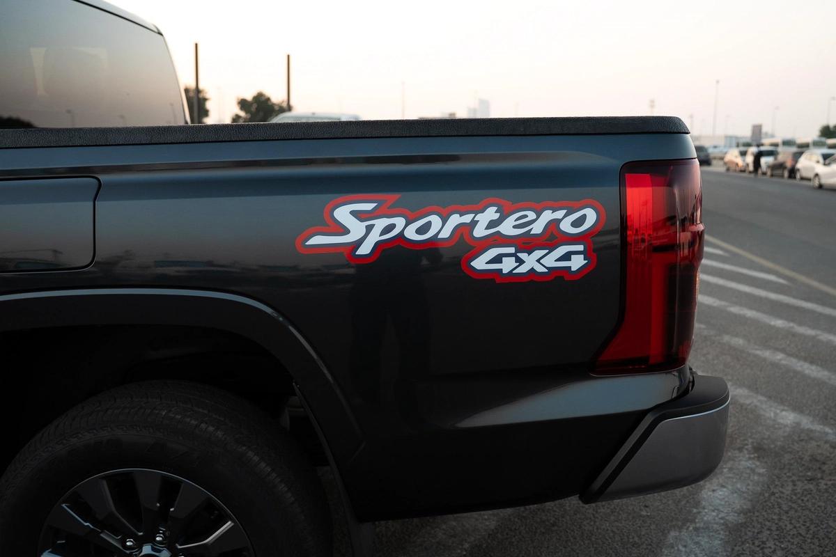 Mitsubishi L200 Sportero-15-15