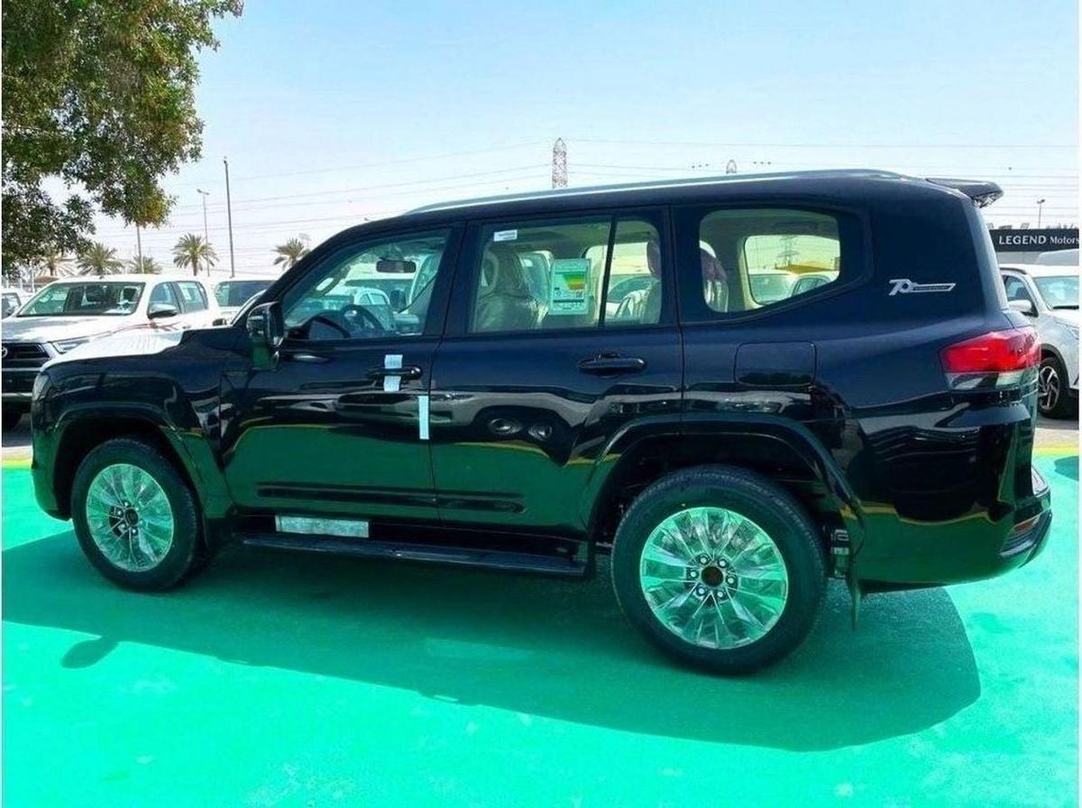 Toyota Land Cruiser VXR 4.0L-4-4