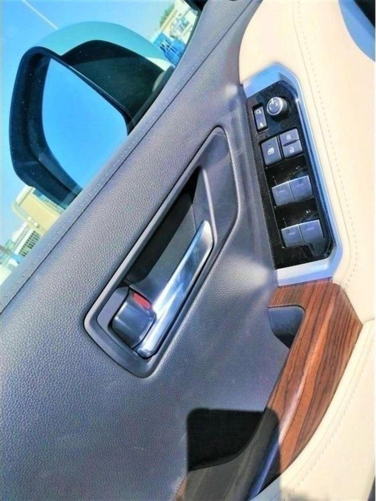 Toyota Land Cruiser VXR 4.0L-14-14