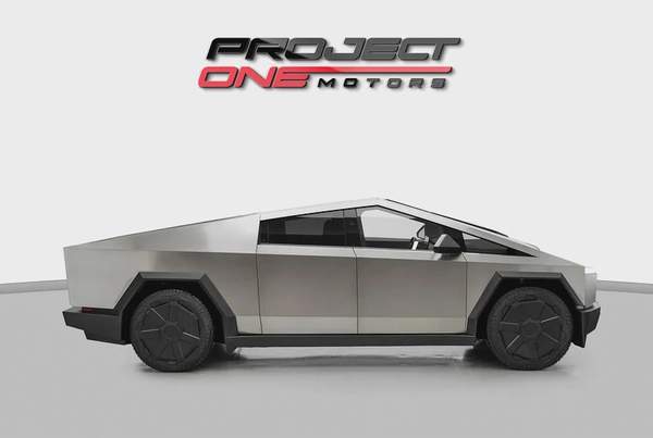 2024 TESLA CYBERBEAST