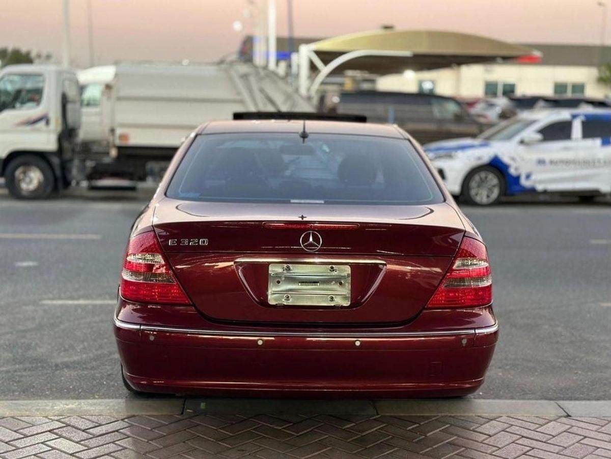 Mercedes-Benz E 320-5-5