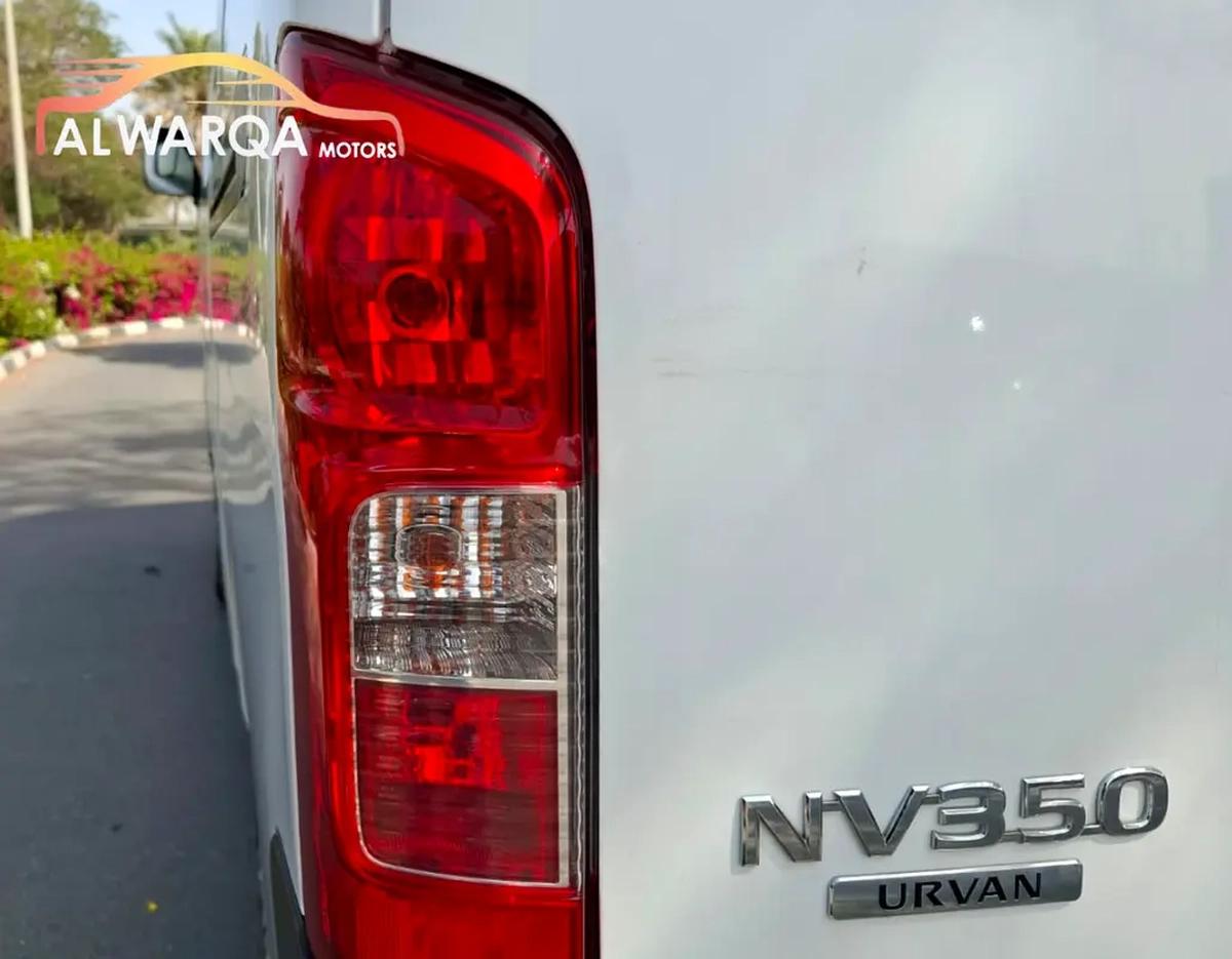 Nissan Urvan NV350-9-9