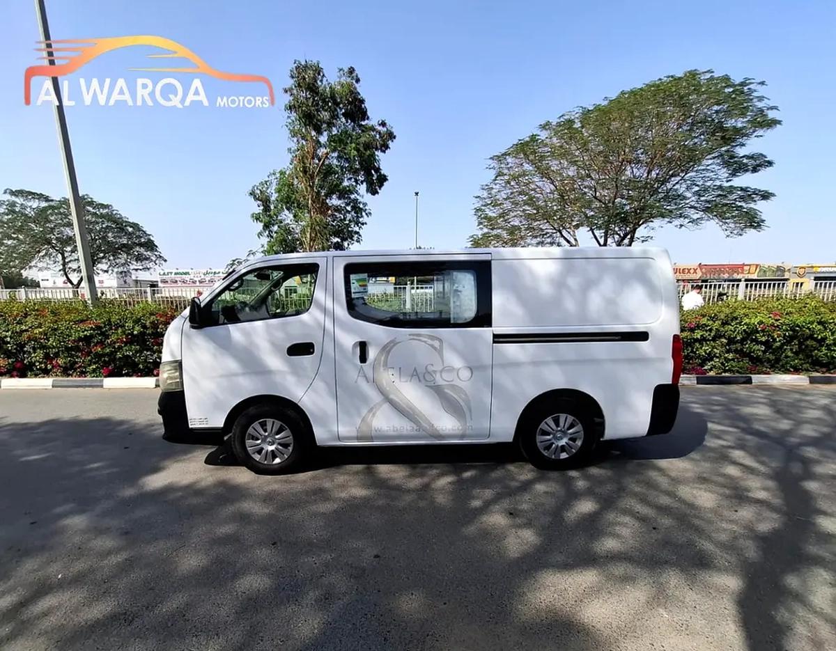 Nissan Urvan NV350-1-1