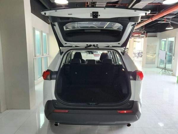 Toyota RAV4 2.0L (2WD) EX