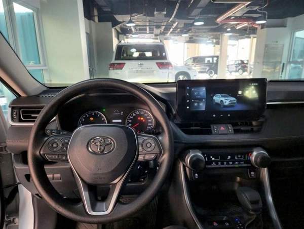 Toyota RAV4 2.0L (2WD) EX
