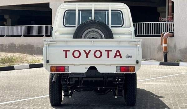 Toyota Land Cruiser Pick Up LAND CRUISER LC79 DC 4.2L V6 DIESEL MT