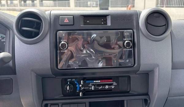 Toyota Land Cruiser Pick Up LAND CRUISER LC79 DC 4.2L V6 DIESEL MT