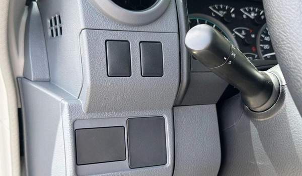 Toyota Land Cruiser Pick Up LAND CRUISER LC79 DC 4.2L V6 DIESEL MT