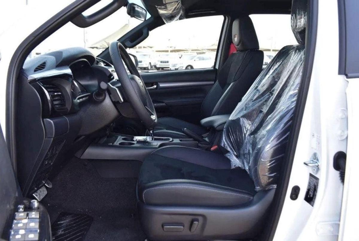 Toyota Hilux 2024 TOYOTA HILUX DOUBLE CAB GR SPORTS V6 4.0L PETROL 4WD AT-6-6