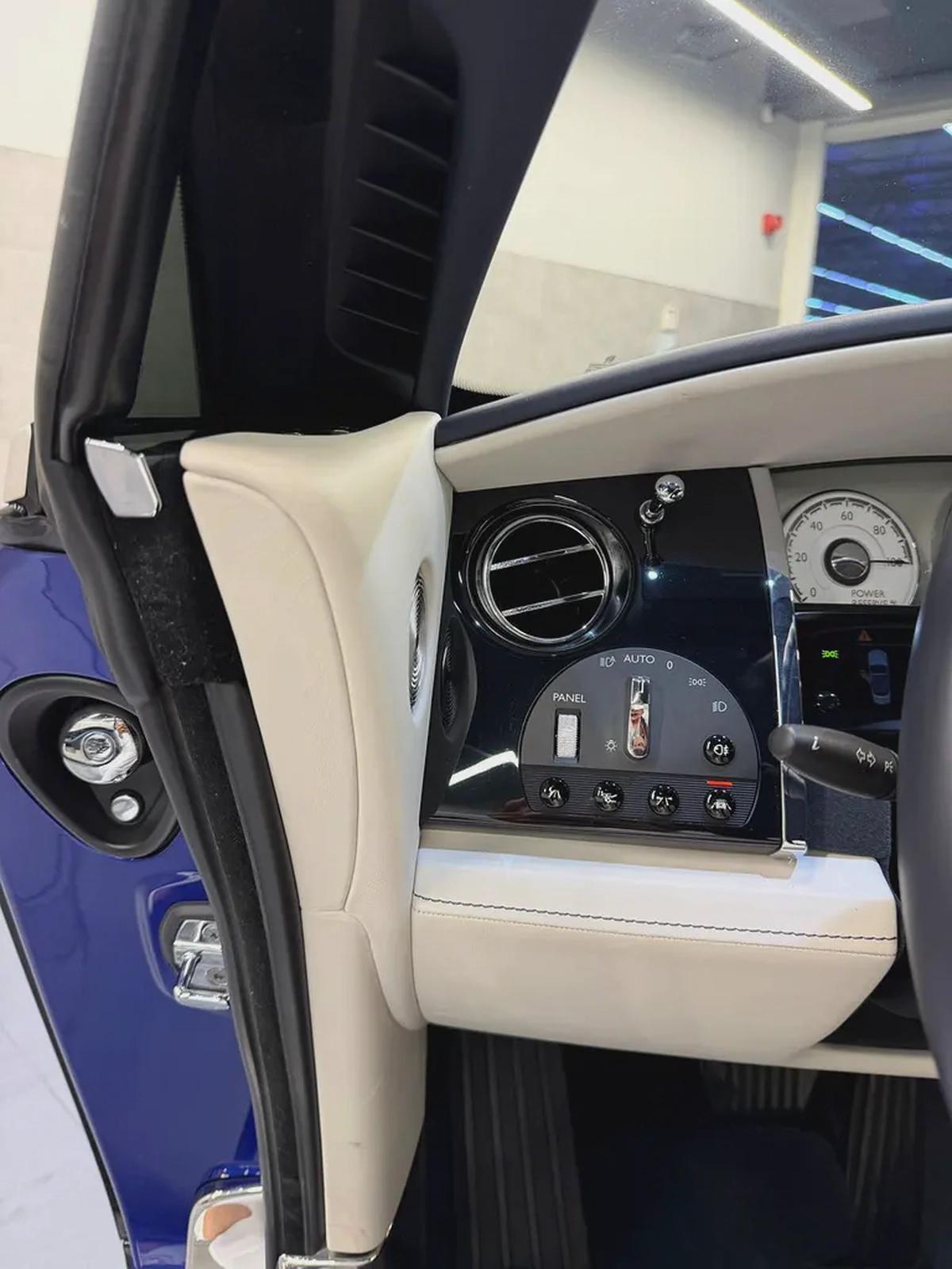 Rolls-Royce Dawn 2017 - Pristine Condition - Korean Specsورز رايز داون موديل 2017 وارد كوريا صبغ وكا-7-7