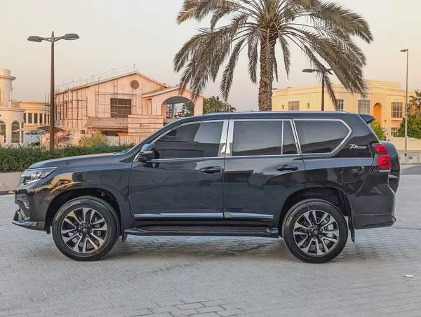 TOYOTA PRADO 2016 FACELIFTED 2023 V4 2.7L GCC IN EXCELLENT CONDITION