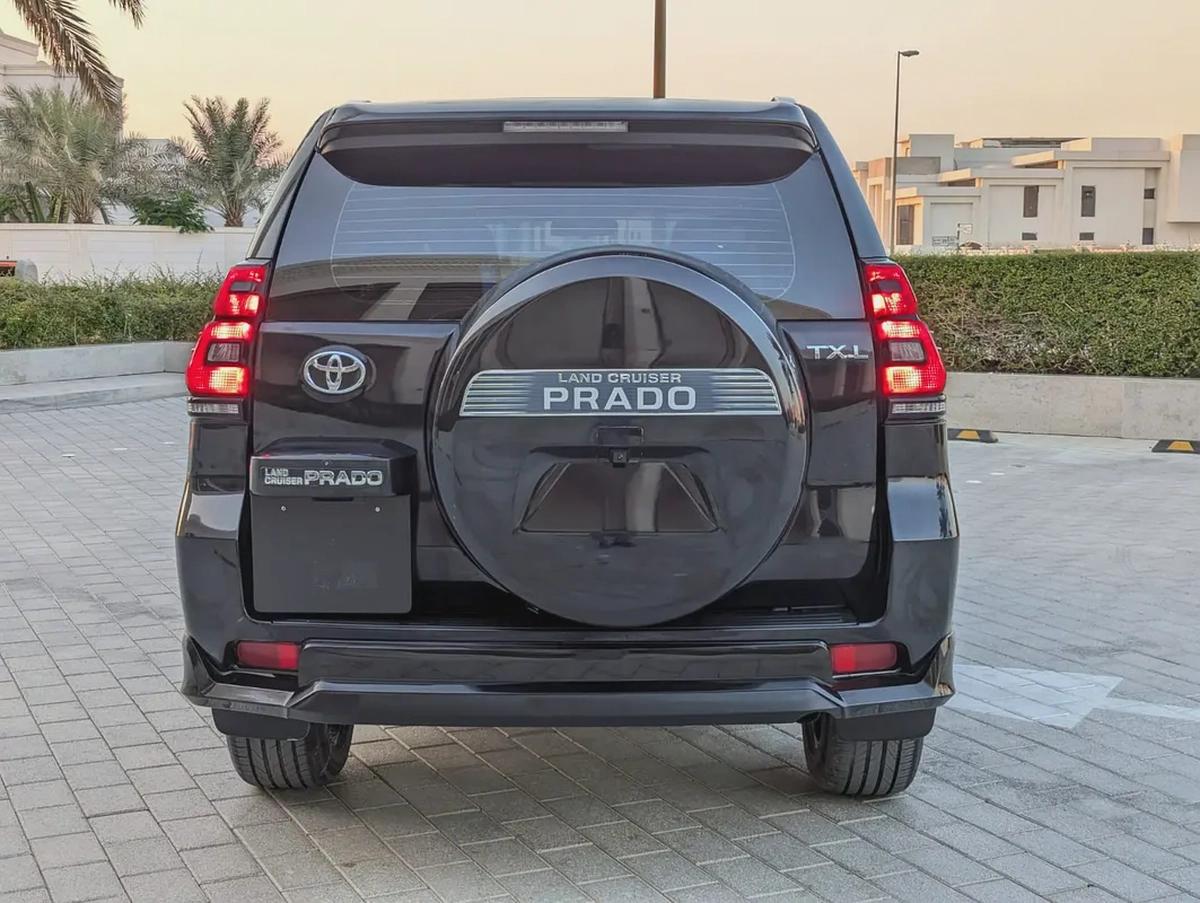 TOYOTA PRADO 2016 FACELIFTED 2023 V4 2.7L GCC IN EXCELLENT CONDITION-16-16