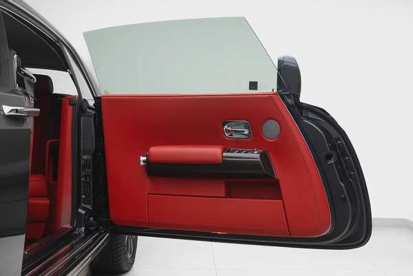 2014 ROLLS ROYCE PHANTOM COUPE BESPOKE CHICANE EDITION