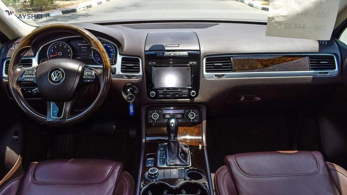 Volkswagen Touareg-3-3