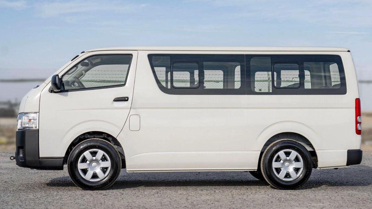 Toyota Hiace MID ROOF 2.7 2025-4-4