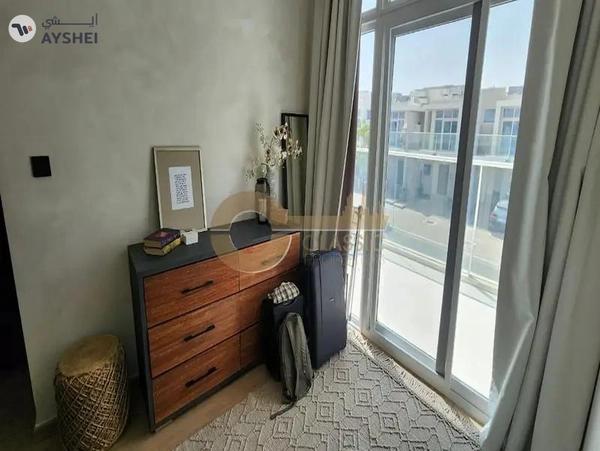 3 Bed Townhouse | Corner Unit | fully upgraded