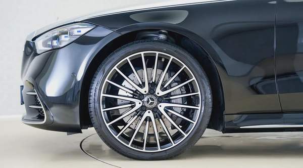 S500 AMG Line | AED 7,826 PM | Warranty Service March 2029 | GCC