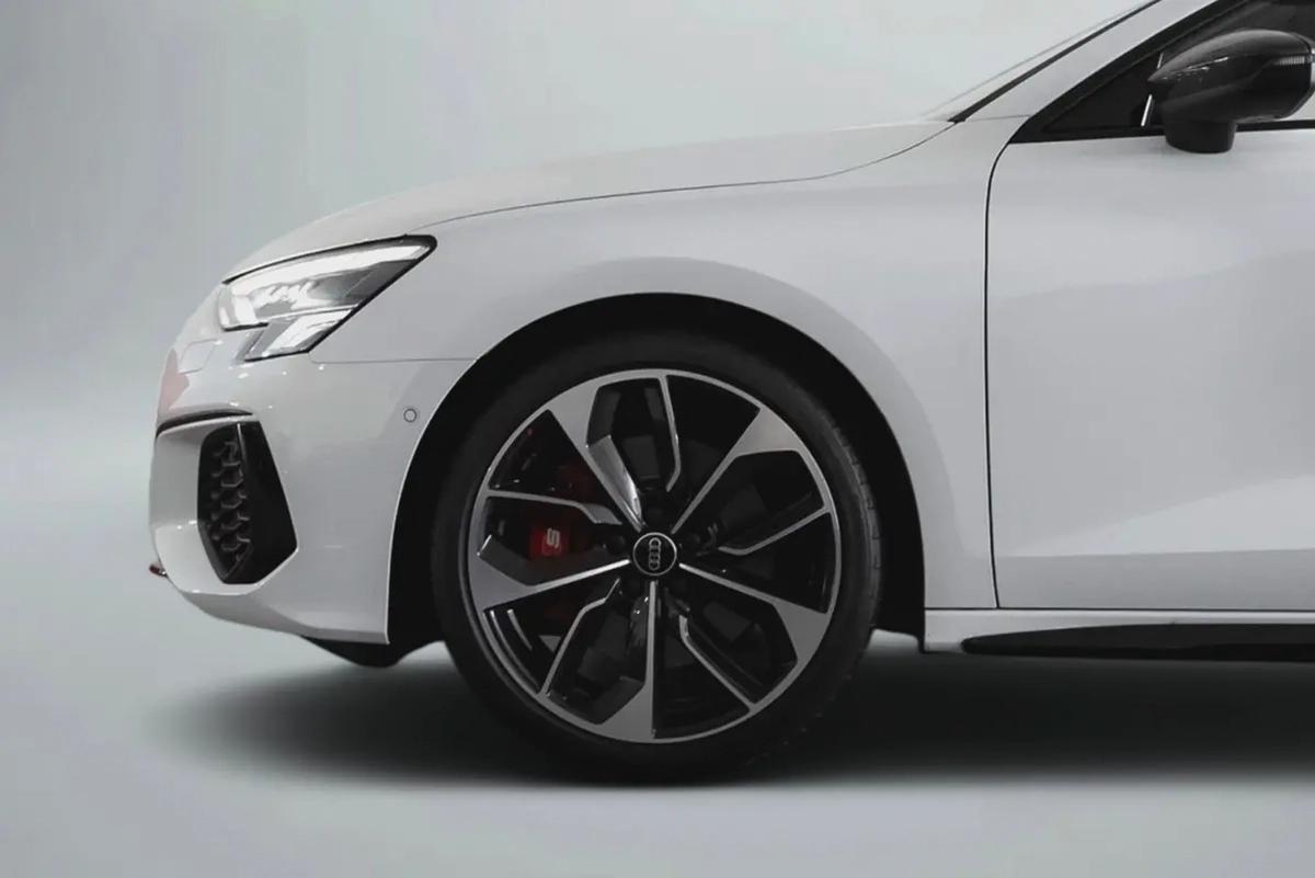 4,028 AED / 60 month’s | 0% DP | 2024 Audi S3 / 5 Year Audi Warranty and Service Contract-5-5